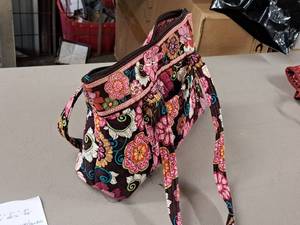 lot 94 image: Womens Floral pattern Handbag