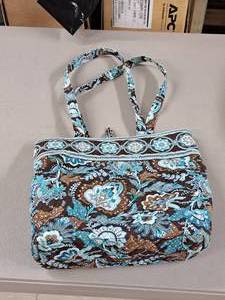 lot 96 image: Vera Bradley Womens PurseHandbag