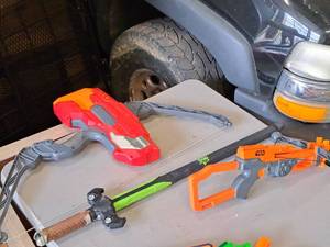 lot 114 image: Lot of (3) Nerf Toys - Thunderbow, Star Wars Crossbow, Sword
