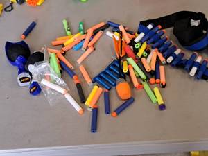lot 119 image: Lot of  Assorted Nerf Gun Ammo and Ammo Belt