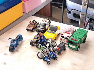 lot 162 image: Lot of (11) Assorted Plastic Toys - Cars, Truck, Motorcycles