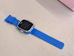lot 173 image: V-Tech Kidizoom Watch
