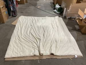 lot 328 image: Queen Size Comforter and 2 Pillow Shams(Natural Linen)