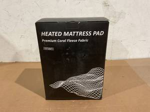 lot 158 image: California King Size Heated Mattress Pad - Coral Fleece Electric Heated Mattress Pad with Dual Controllers