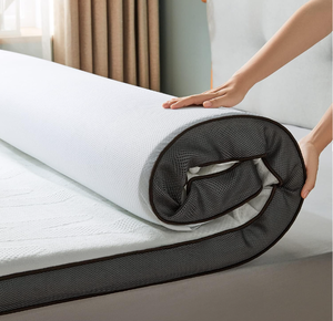 lot 198 image: LINSY LIVING Queen Memory Foam Mattress Topper, Cooling Gel Mattress Topper