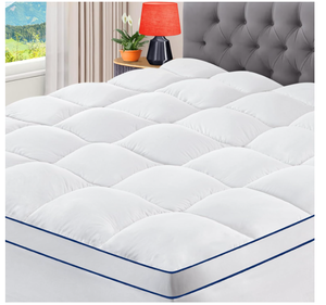 lot 424 image: CYMULA Queen Cooling Mattress Pad Cover. 60x80x18