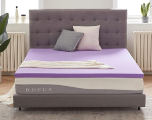 lot 463 image: SINWEEK Gel Memory Foam Mattress Topper. 70x60x2