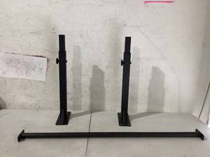 lot 471 image: Wall Mount Pull Up Bar. 46