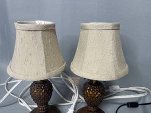 Lot of VTG Lamps - Set of Wooden Pineapple Base and Beige Shade, Set with Stained Glass Style Shades, One Tall Black with Beige Shade, 1 Antique Base with Beige Shade (light stains on shade)