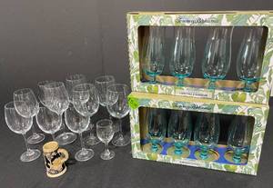 Tommy Bahama Plastic Hurricane Glasses (MFG PKG), Small Decorative Mini Stein (minor chip), Variety of Wine Glasses