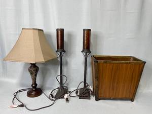 3 Lamps  Magazine Holder