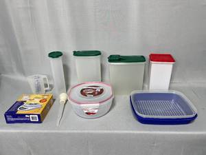 Tupperware  Taylor Digital Glass Kitchen Scale  Baster