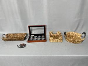Numi Tea Blend Holder with Box and 3 Baskets