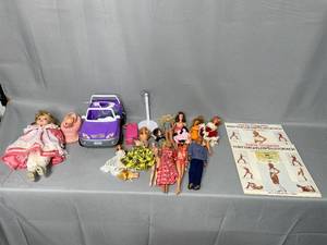 Lot of Mattel Barbies & Doll Clothes, Barbie Jeep, Barbie Stand, Ken w Missing Legs, Aerobic Tapes, Etc