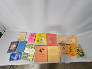 Lot of VTG Childrens Books