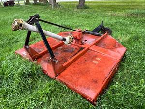 lot 9 image: Brush Hog 257 Rotary Mower