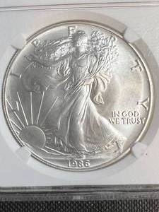 1986 AMERICAN SILVER EAGLE NGC MS69