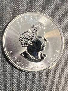 2019 CANADIAN MAPLE LEAF 1 TROY OZ .9999 FINE SILVER