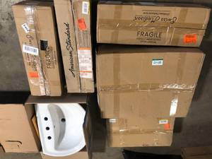 lot 30 image: Lot of Assorted Sinks Various Models and Conditions  Customer Returns See Pictures