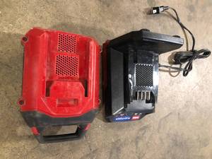 lot 35 image: Flex force Battery and Charger   Customer Returns See Pictures