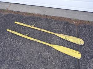 lot 17 image: Pair of Vintage Boat Oars