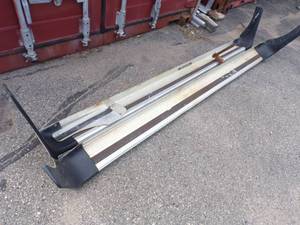 lot 28 image: Truck Running Boards