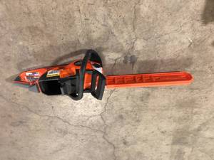 lot 35 image: ECHO eFORCE 18 in. 56V Cordless Electric Battery Brushless Rear Handle Chainsaw Tool Only Customer Returns See Pictures