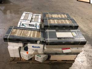 lot 5 image: Pallet of Mixed Assorted Ceramic Flooring Various Models and Conditions Customer Returns See Pictures