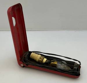 lot 76 image: 1930s-40s Portable Plug In Car Light
