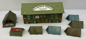 lot 89 image: Vintage MARX U.S. Armed Forces Training Center