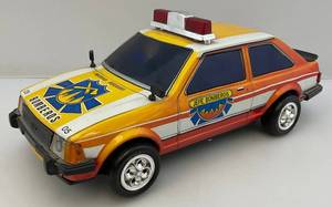 lot 108 image: VERY RARE Juguete Tin Litho Bump-N-Go Bomberos Car (Battery Box Very Clean Needs Work)