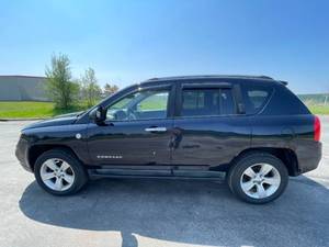 2011 Jeep Compass Sport - 2 OWNERS - 4X4