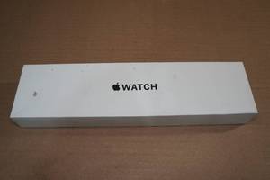 lot 10 image: Apple Watch SE 40mm Smart Watch with GPS