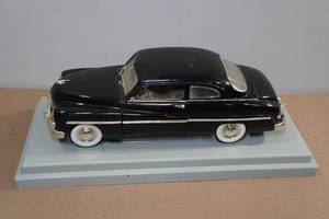 lot 48 image: ERTL Diecast 49 Mercury Coupe Car 118th Scale