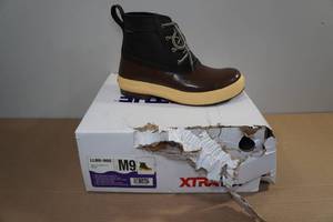 lot 91 image: Xtratuf Mens 6 Legacy Lace Boots -Size 9