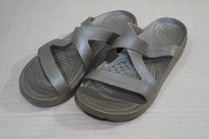 lot 116 image: Nuusole Womens Hailey Slides -Size 6, Bronze