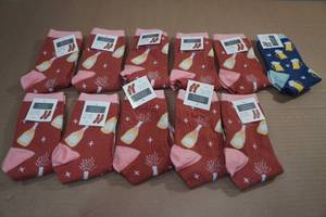 lot 118 image: 11 Pairs Adult Novelty Socks