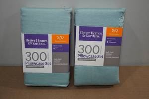 lot 134 image: 2 Sets StandardQueen Pillowcases