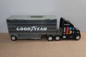 lot 139 image: Goodyear Hot Wheels Toy Car Semi Holds 46 Cars