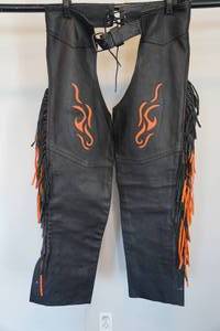lot 188 image: Leather Chaps -Size 3XL