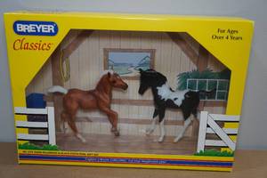 lot 215 image: Vintage Breyer Horse Set No 674