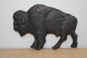 lot 219 image: Cast Iron Buffalo