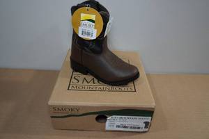lot 230 image: Smoky Mountain Boots -Toddler Size 6.5