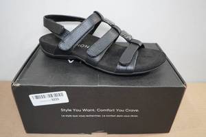 lot 254 image: Vionic Amber Black Sandals - Size 8