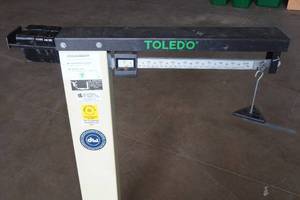 lot 1H image: Toledo 1000 Lb Capacity Beam Scale
