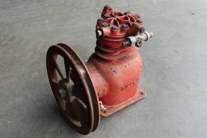 lot 334 image: Mills Cast Iron Compressor Head