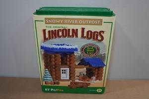 lot 289 image: Lincoln Logs