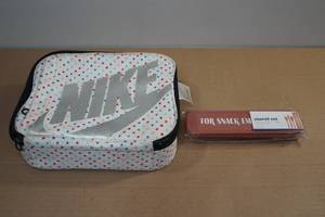 lot 296 image: Nike Lunch Box with Utensil Set