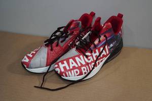 lot 299 image: Mens Athletic Shoes -Size 8