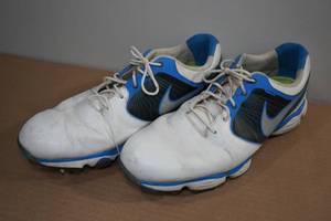 lot 300 image: Mens Nike Golf Shoes -Size 12
